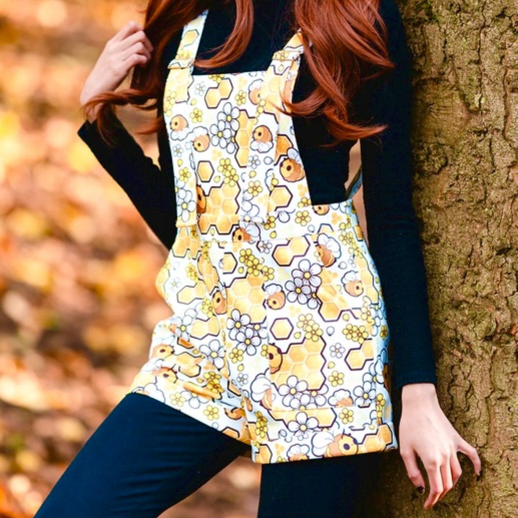 Honey Bee Print Shorts Overalls